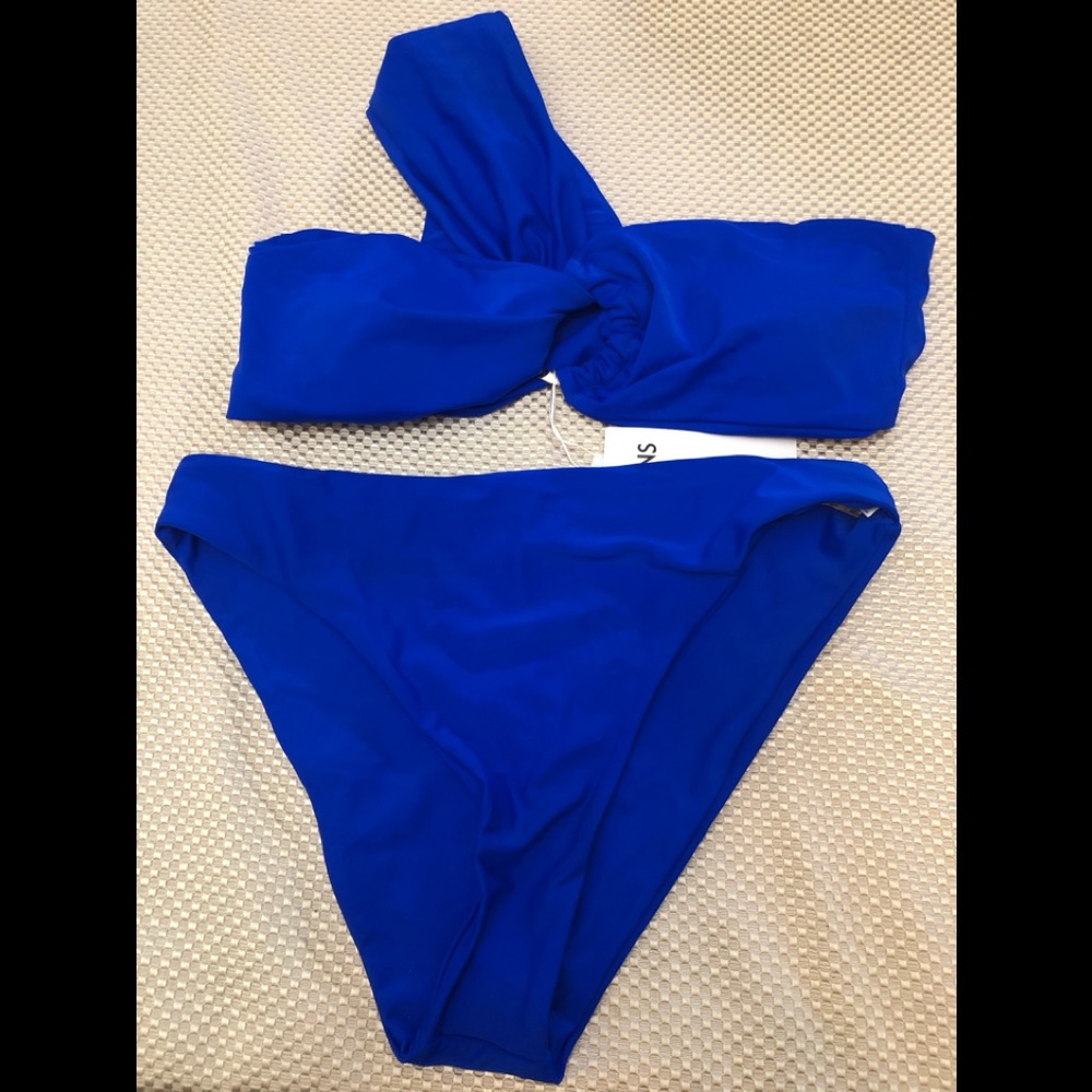 Bikini set - Picture 3 of 4